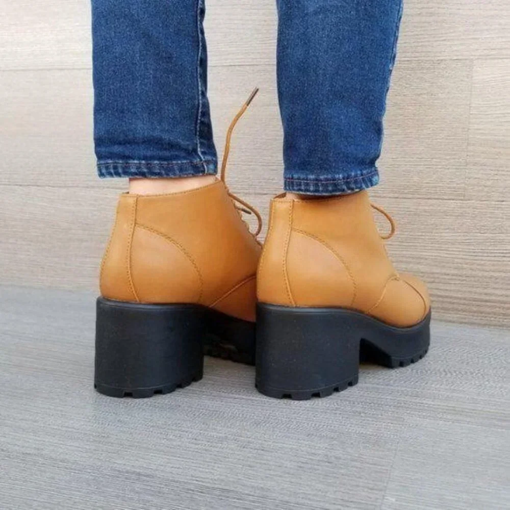 Lace Up Ankle Boots Platform Block Heel Lug Sole Leatherette Brown Chunky 90s - Picture 4 of 10